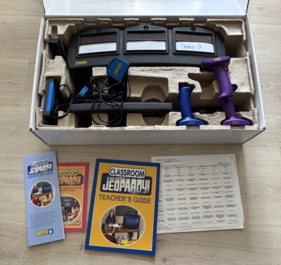 Classroom Jeopardy! Educational Insights EI-7920 Classroom Game Complete in Box