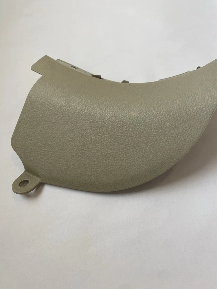 Subaru Legacy Outback 2010-2014 puerta lateral derecha panel de alféizar cubierta OEM Foto 3 de 4