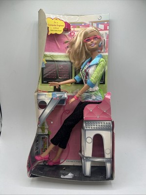 Barbie I Can Be Computer Engineer Doll T7173 2010 Damaged Box & Missing Laptop