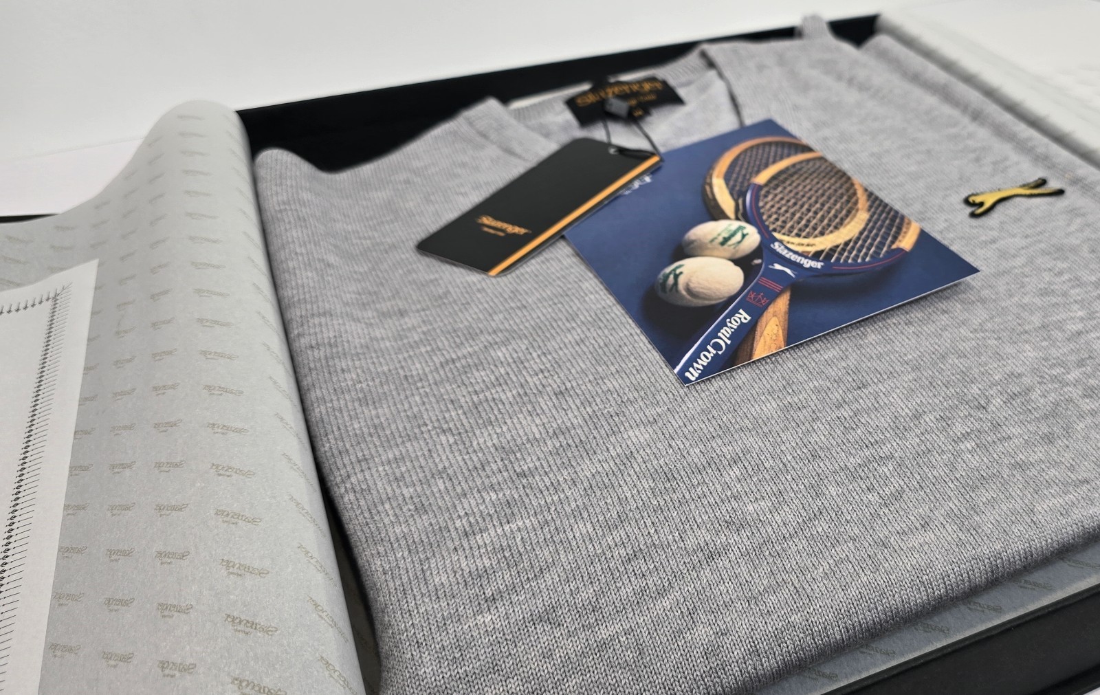 Slazenger Heritage "Legend" Merino Wool V-Neck Golf Jumper – Grey - Sean Connery