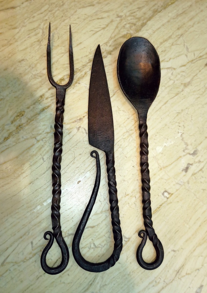 Fork medievale forgiato a mano (41 cm.) ⚔️ Negozio Medievale Fork medievale forgiato a mano (41 cm.) ⚔️ Negozio Medievale