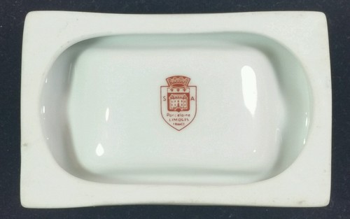 Vintage Limoges Porcelain Ashtray with Gold Detail - Picture 5 of 6