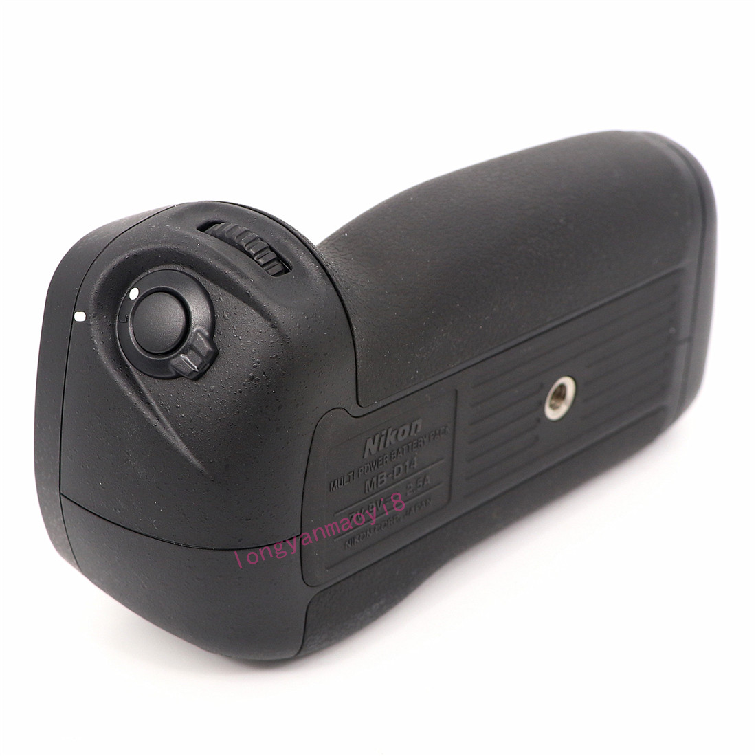 NEW Original Nikon MB-D14 Vertical Battery Grip for D610 NEW Original Nikon MB-D14 Vertical Battery Grip for D610