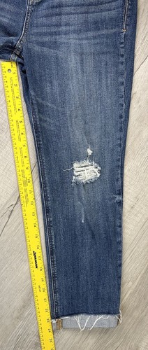 Old Navy Boyfriend Jeans Blue Distressed Denim Cut Off Cuffed Womens 6 (32X24) - Picture 19 of 20
