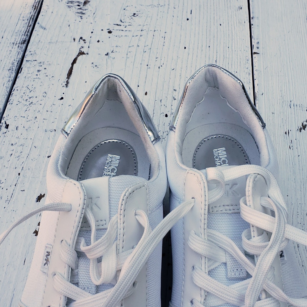 Michael Michael Kors Women's Sz 6.5 White Sneaker W Silver