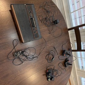 Atari 2600 Home Console RF Connectivity Paddle Joystick Controllers Included