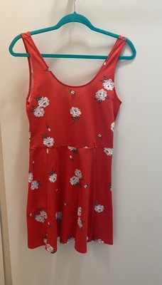 H&M Divided Floral Skater Dress Fit & Flare Size 10 Red & Rose Print Y2K Stretch