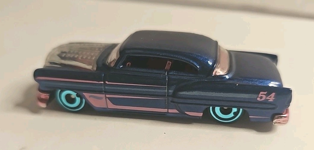 Picture 1 of 11
