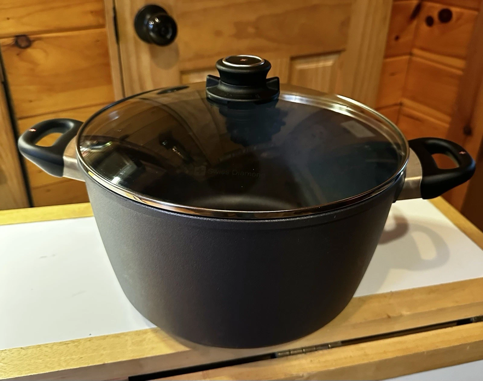 Swiss Diamond Nonstick Stock Pot with Glass Lid, 8.5 qt Preowned VGC 2022