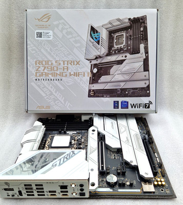 ASUS ROG Strix Z790-A Gaming WIFI II Mainboard - Intel  1700 - Rechnung Garantie