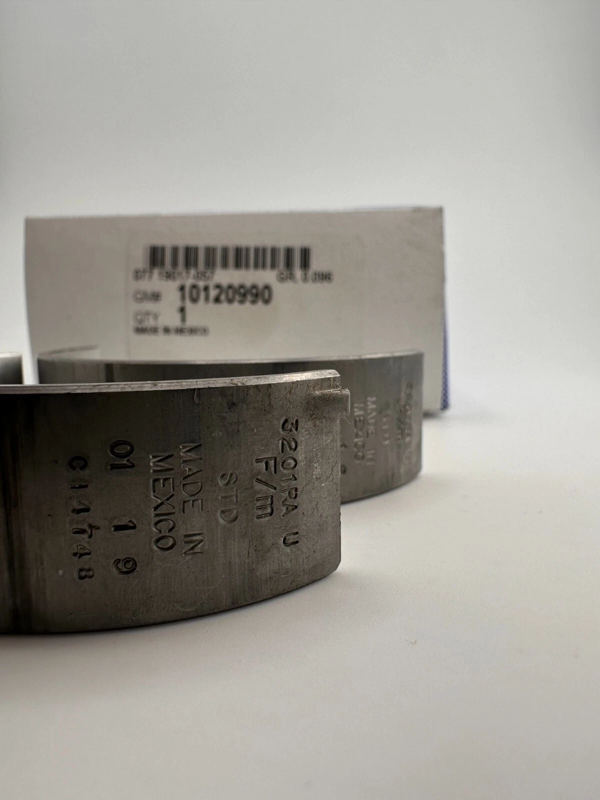 NEW OEM GM GENUINE MAIN CRANKSHAFT BEARING 10120990 - Picture 2 of 2