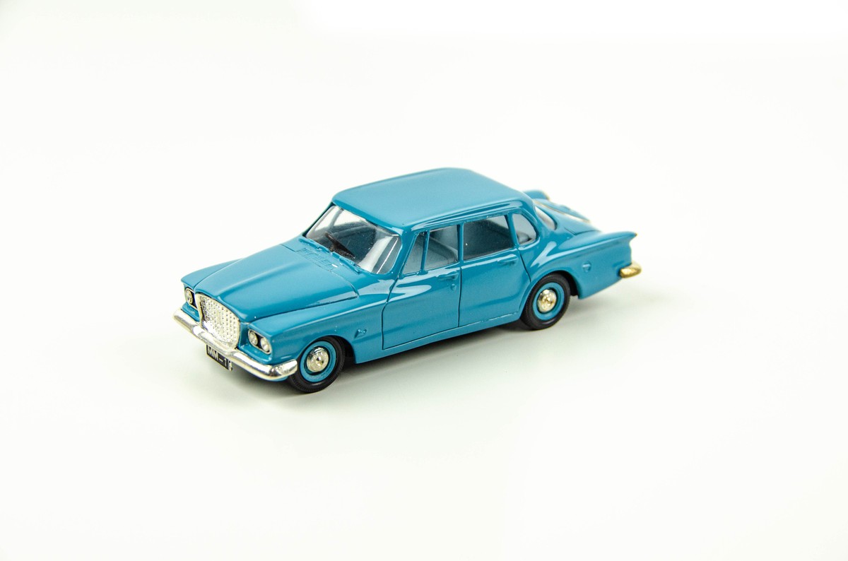 サンスター　ベッドフォード　ミニカー s-l1200.jpg