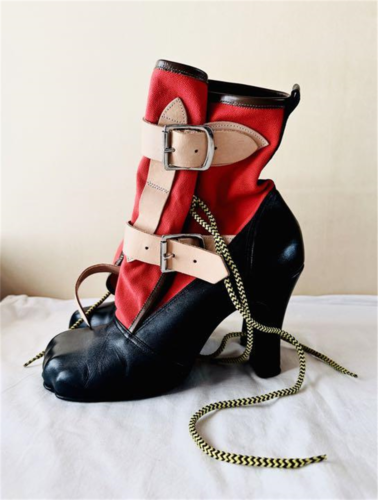 Vivienne Westwood Animal Toe Bondage Boots Black Red Size 