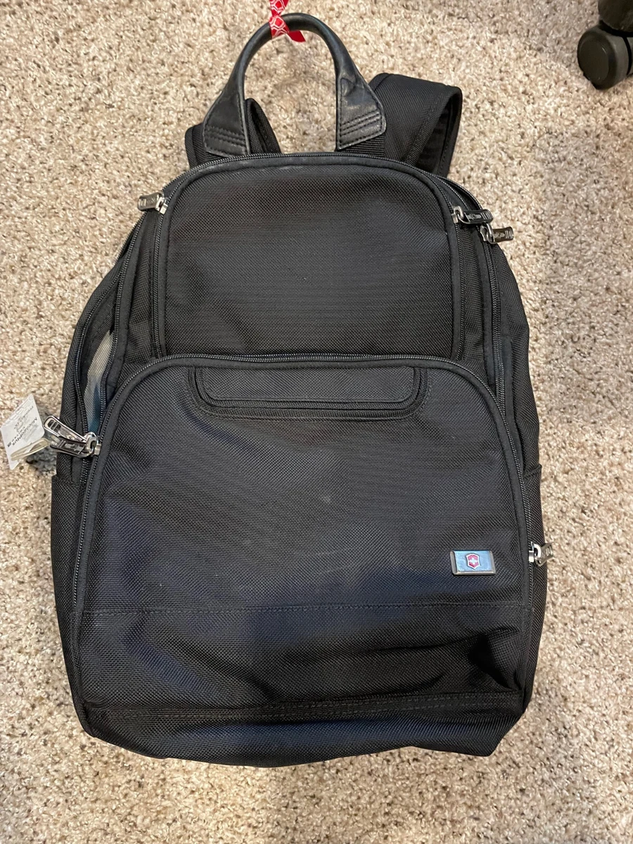 Victorinox outlet black backpack