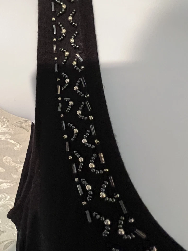 Regata Relativity com miçangas preta grande júnior LEIA A DESCRIÇÃO C2 - Imagem 3 de 4