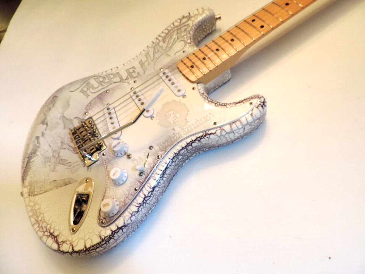 FENDER STRATOCASTER JIMI HENDRIX PURPLE HAZE DDCC CUSTOM PRE ORDER