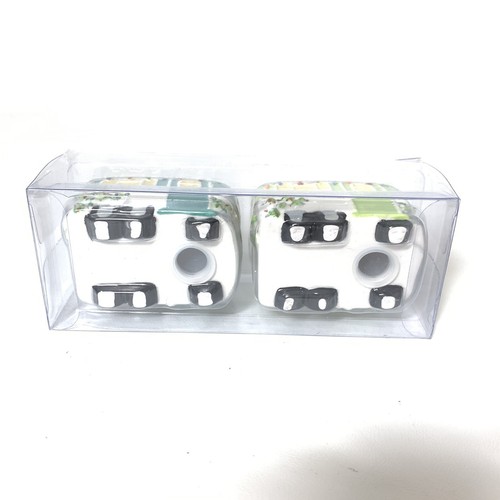 Salt & Pepper Shakers Christmas Decorated Traveling RV's by TAG New Ceramics - Picture 5 of 6
