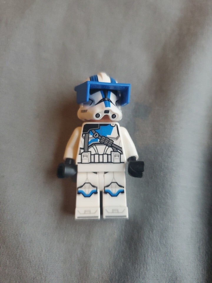 Picture 1 of 4