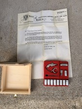 Berloque Pistolet Unfinished Wood Box Craft Kit w/ Small Wooden Pieces  Dowels