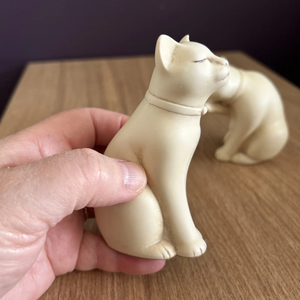 Fundición de piedra Eclipse, Gales. Adorno par de gatos. "Vintage 4"" de alto" Foto 4 de 4