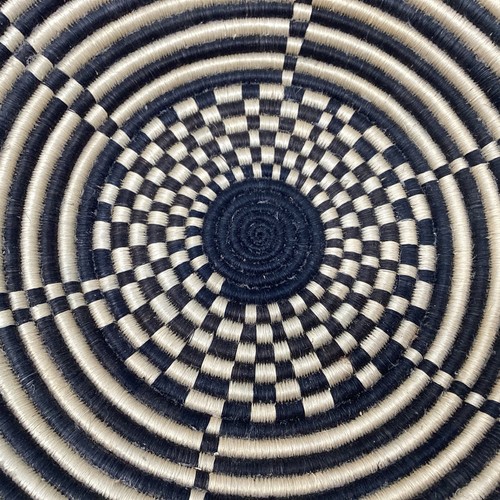 "Cesta Ruanda 12x3"" cuenco bobina tejida arte de pared tejido a mano patrón étnico mesa" - Imagen 3 de 6