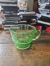 Vintage Green Uranium Vaseline Depression Glass Footed & Ribbed Measuring Cup