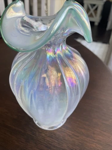 Beautiful Fenton Iridized Opalescent Vase Green Pink Gold Blue White 7.25”