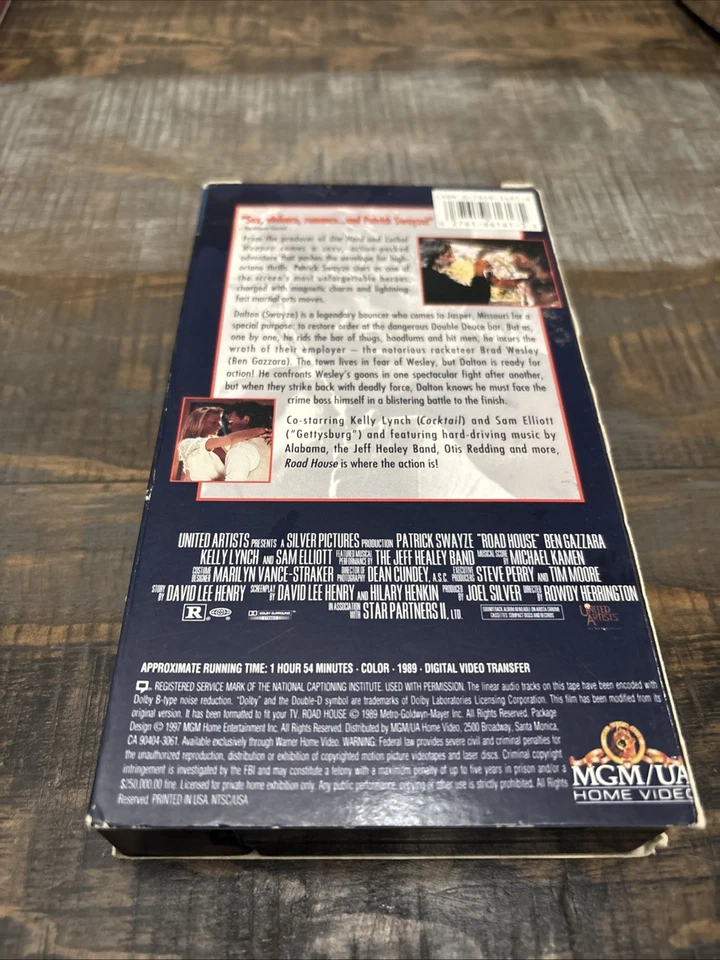 Road House (VHS, 1997, Movie Time) - Image 2 of 4