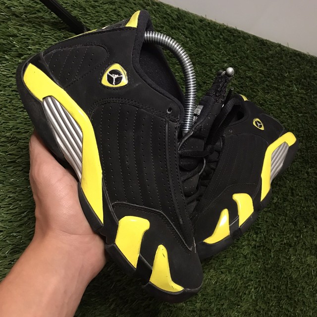 black and yellow jordan 14s