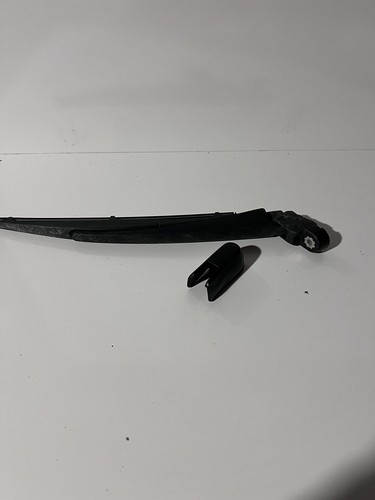 2017 Honda HRV Rear Wiper, Preowned
