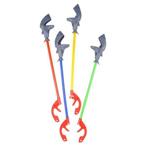 shark pincher grabber toy
