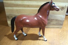 Hartland Plastics WESTERN BROWN WALKING HORSE 8-1/8" ht, 9" long 1959-60s NM