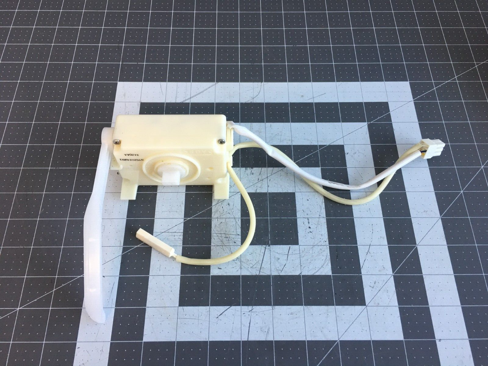 Frigidaire Fridge Ice Maker Motor P# 243297603 243297613 | eBay 