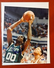 Robert Parish Signed 8 10 Photo Boston Celtics HOF PSA/DNA L59952