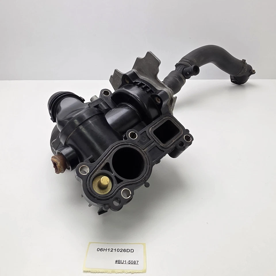2009-2017 Volkswagen Tiguan Water Pump Assembly 06H121026DD - Image 3 of 4