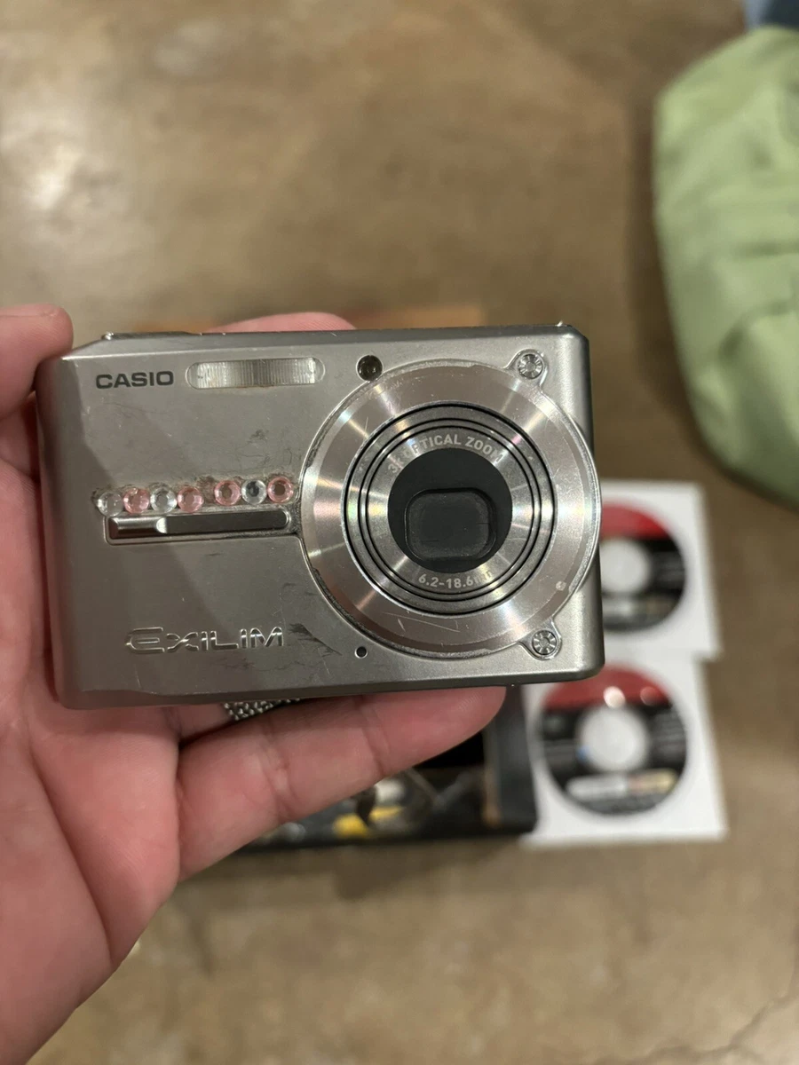 【希少】CASIO EXILM EX-S600 シルバー オールド コンデジ カシオ デジタルカメラ オフィシャルWEBサイト | 製品情報 | EX-S600