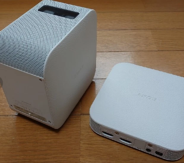 Sony LSPX-P1 Portable Ultra Short Throw Projector White Japan