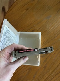 La caza del Octubre Rojo. Juego Nintendo NES. Funciona bien en estuche r&iacute;gido. AUT&Eacute;NTICO