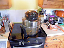 Andrew James Used Digital Halogen Oven with some shelves and racking see photos