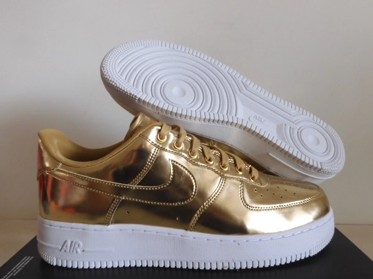 Preços baixos em Nike Air Force 1 Metallic Gold | eBay