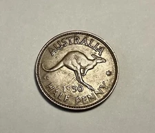 1950 AUSTRALIA HALF PENNY KING GEORGE VI. Error Coin Date :1: :9:Collector Item.