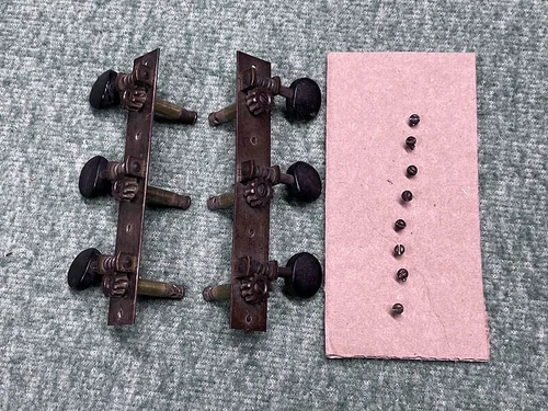 1939 Waverly 3+3 guitar tuners machine heads open back