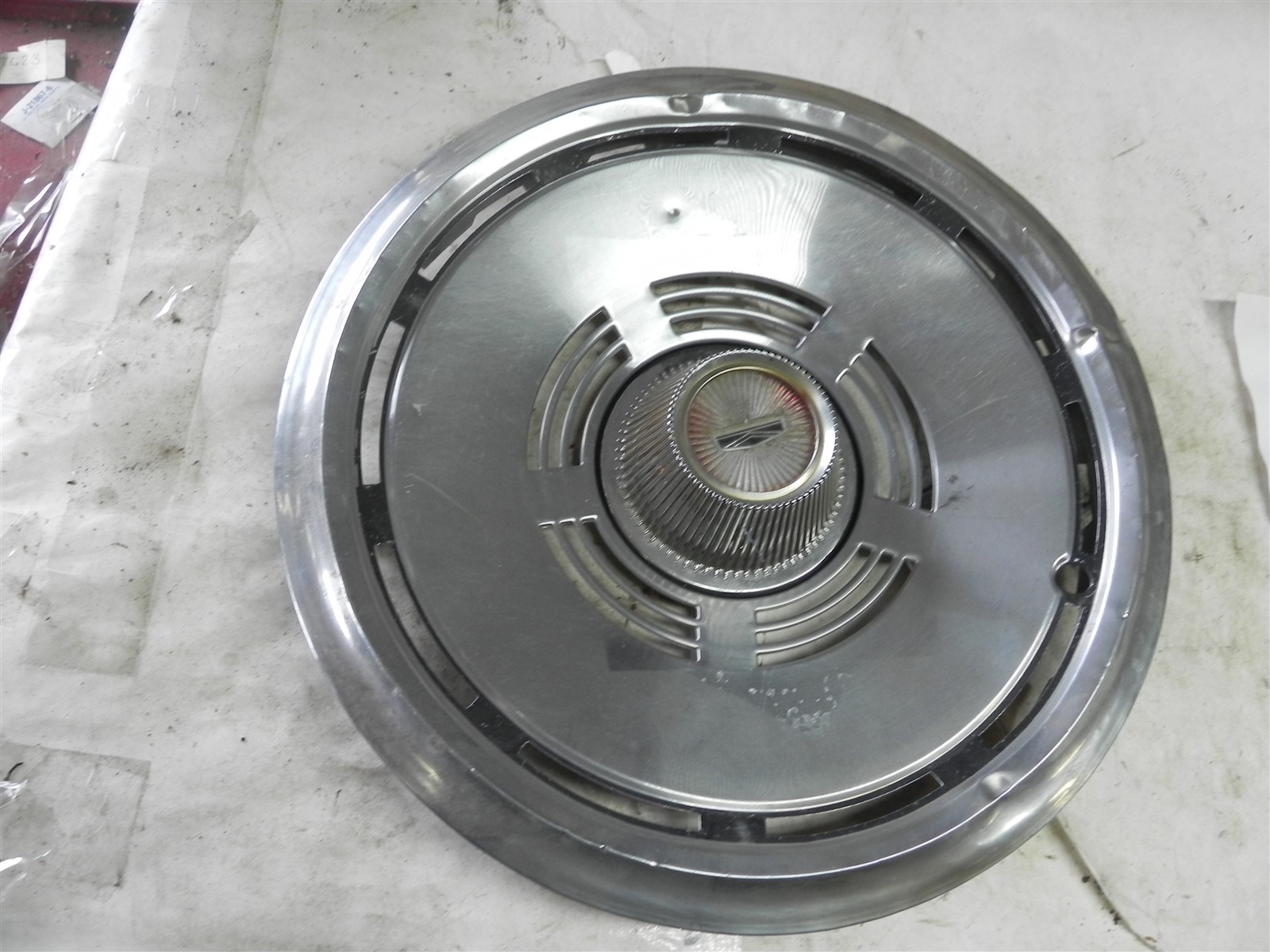 1974-1976 Ford 14-inch vintage hubcap wheel cover with ding retro automotive