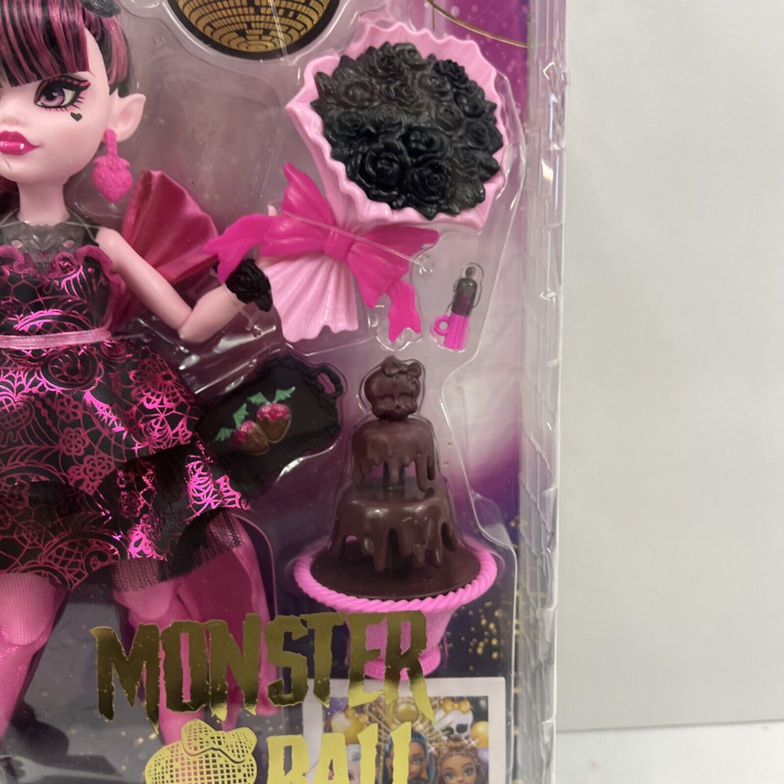 Boneca Monster High Draculaura Monster Ball - Mattel HNF68 - Arco-Íris Toys