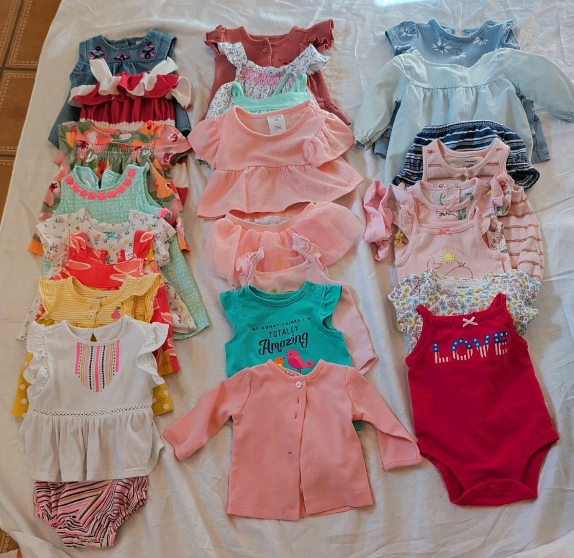 Baby Girls 3mo. Summer Clothing Lot (24 PCs) Mostly new Carter's