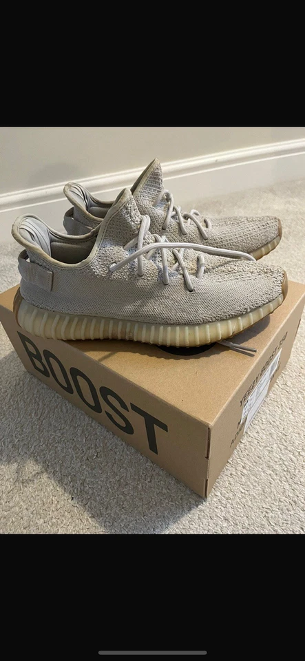 Size 9.5 - adidas Yeezy Boost 350 V2 Low Sesame, photo 1 of 5