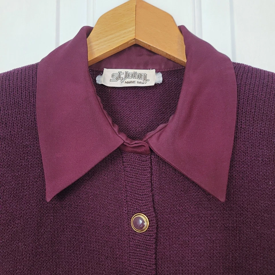 Винтажное платье-футляр 70-х St. John с воротником Santana трикотажное на пуговицах размер 10 бордовое роскошное - Изображение 3 из 4