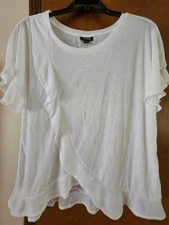 Ana A New Approach white short sleeves size S top