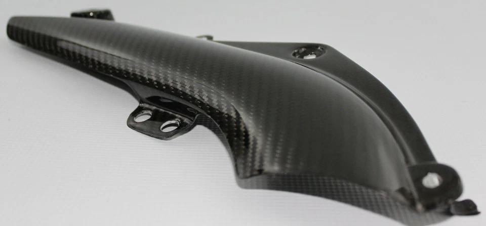 Теплозащитный экран для выхлопной системы Kawasaki Ninja ZX-6R 2005-2006 годов выпуска - 100% углеродное волокно - Изображение 4 из 4