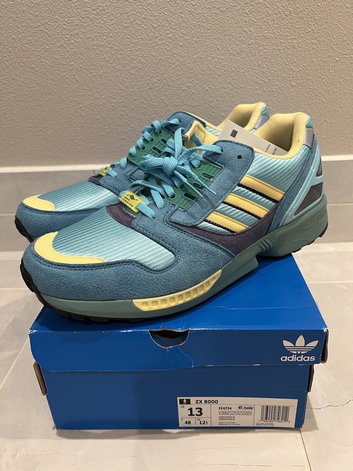 adidas ZX 8000 Light Aqua sz 13 DS EE4754 Consortium 2019